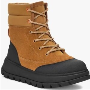 Koolaburra Tan and Black Winter Boots